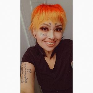 Meet your Posher, Vee